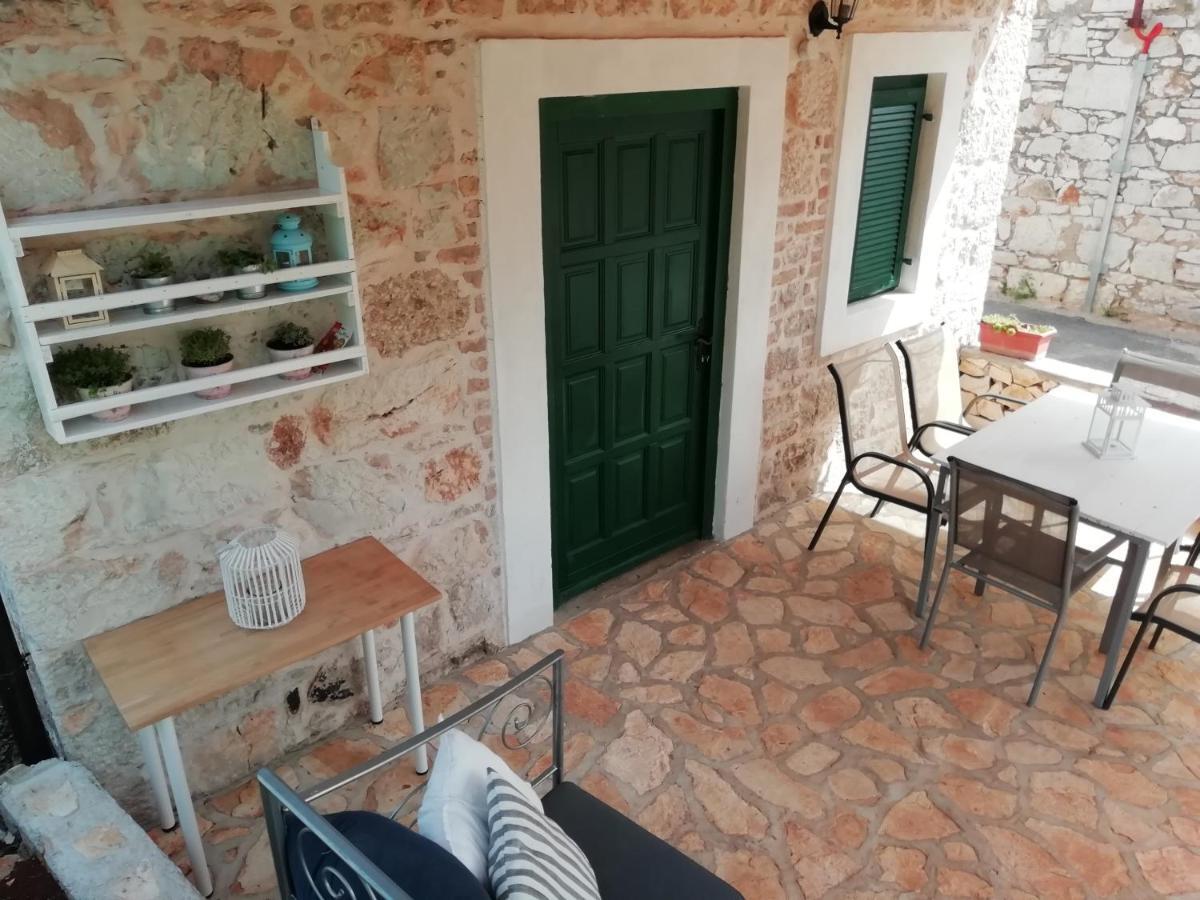 Krka Waterfalls Stonehouse Roko Lozovac Luaran gambar