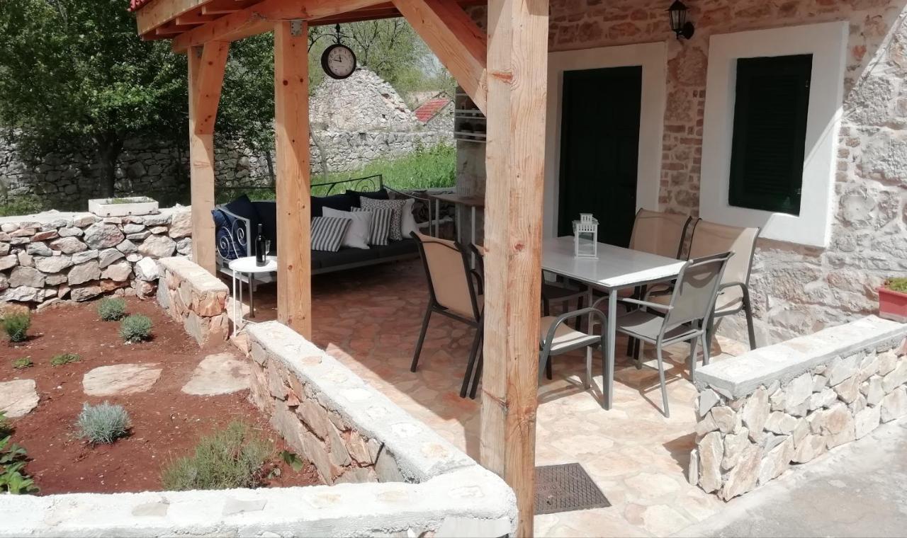 Krka Waterfalls Stonehouse Roko Lozovac Luaran gambar