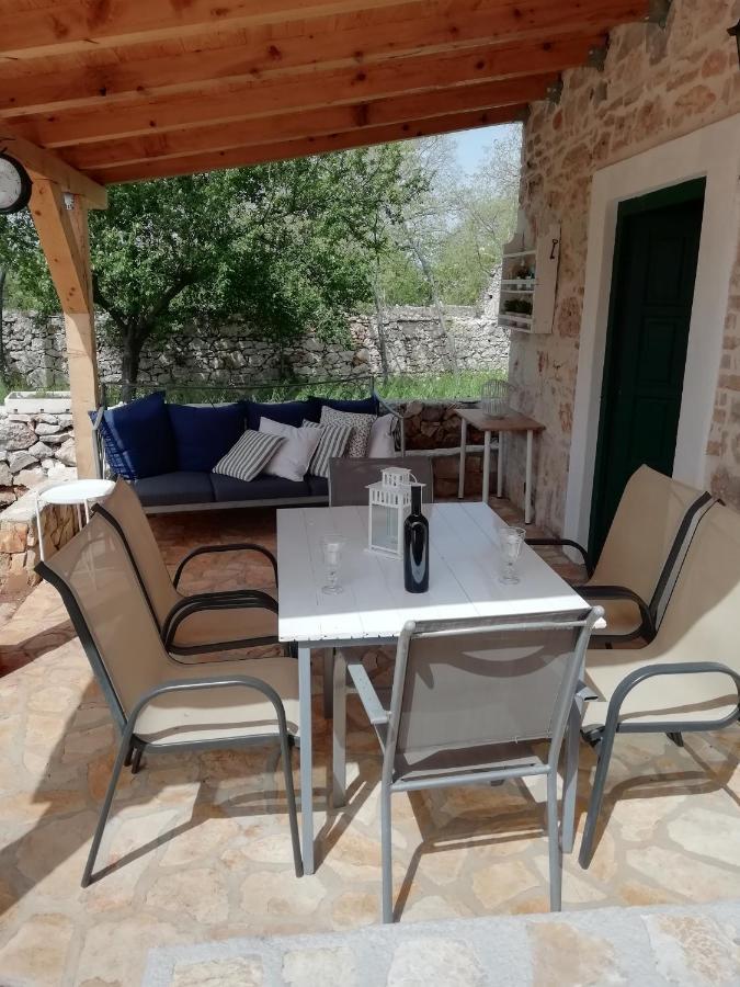 Krka Waterfalls Stonehouse Roko Lozovac Luaran gambar